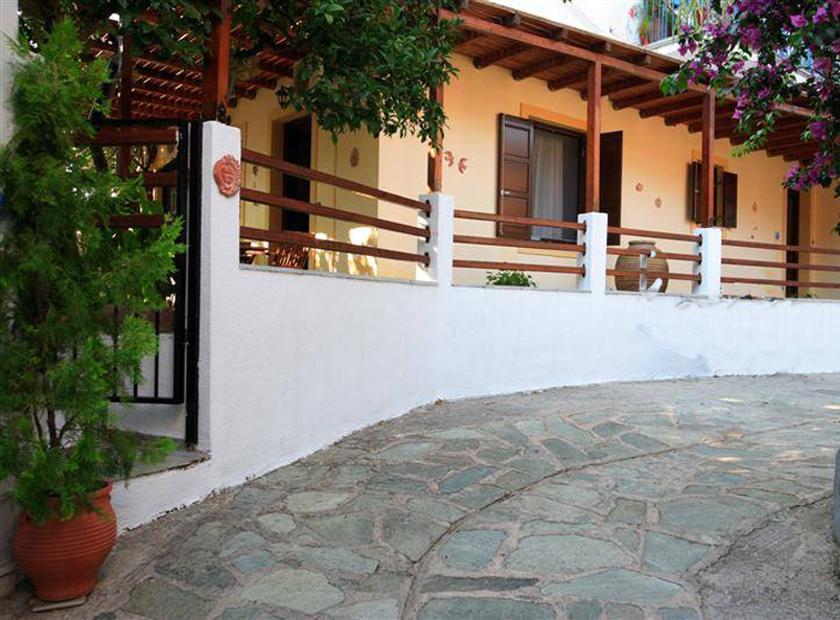 Mirsinia Apartments - Skopelos 罗查基恩 外观 照片